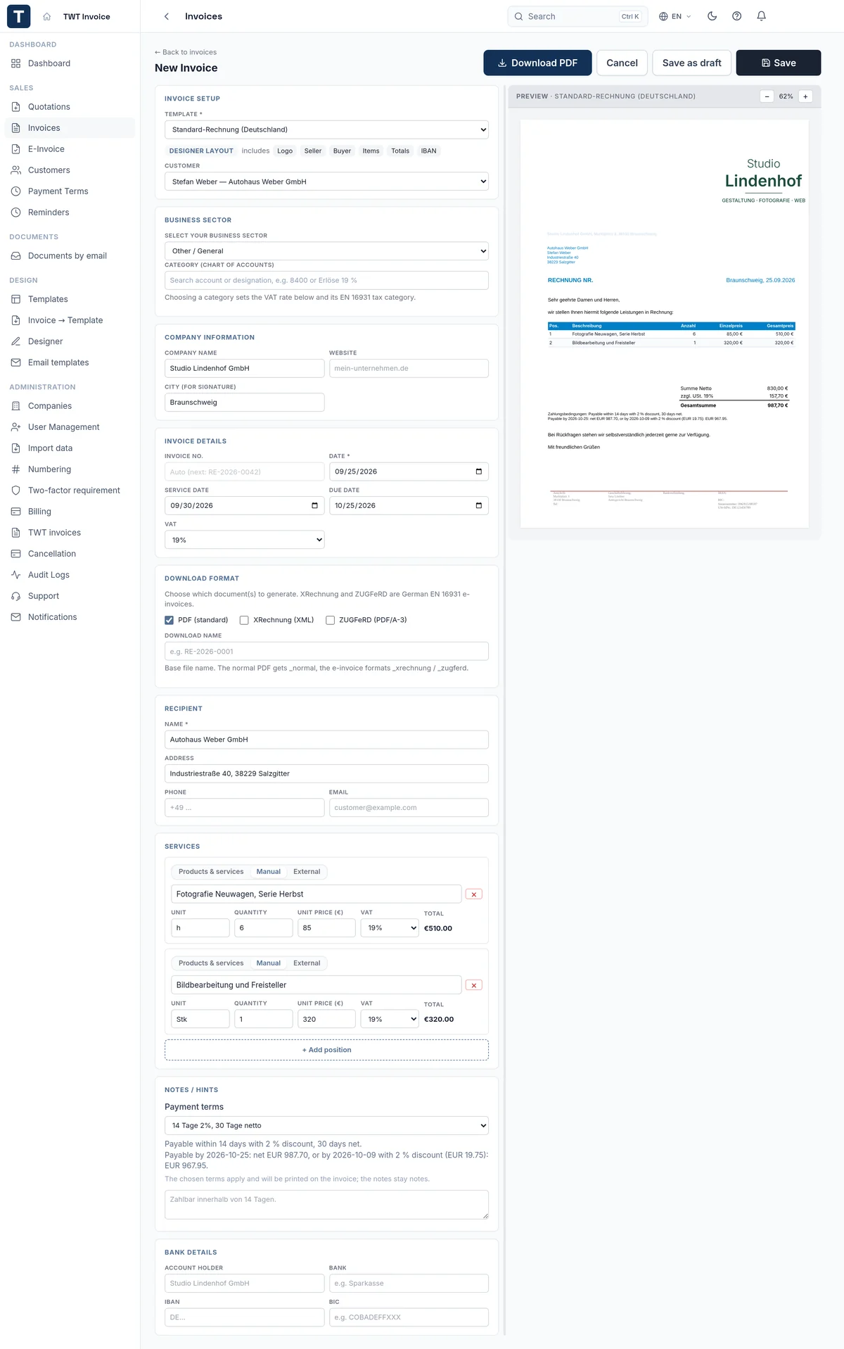 An invoice in the editor: template, customer and invoice details on the left, the live preview with logo, items and discount on the right.